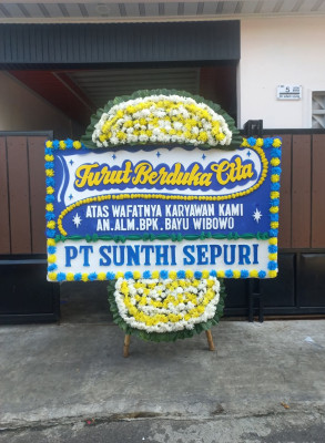 Papan Bunga Duka di Tanak Awu