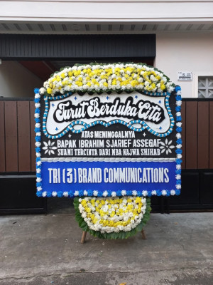 Papan Bunga Duka di Tanak Awu